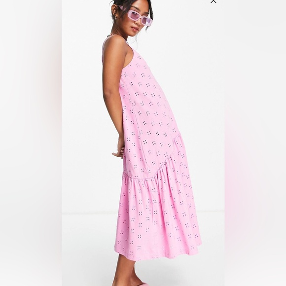 Eyelet strappy midi dress - Picture 1 of 4